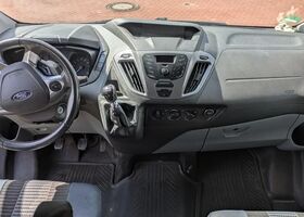 Форд Транзит Кастом 2018 в Европе на Automoto.ua Серый Форд Транзит Кастом, объемом двигателя 2 л и пробегом 75 тыс. км за 46651 $, фото 4 на Automoto.ua