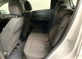 Шевроле Авео 2012 в Европе на Automoto.ua Белый Шевроле Авео, объемом двигателя 1.4 л и пробегом 181 тыс. км за 3437 $, фото 15 на Automoto.ua