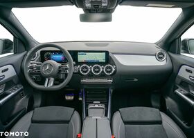 Мерседес ГЛА-Класс 2025 в Европе на Automoto.ua Серый Мерседес ГЛА-Класс, объемом двигателя 1 л и пробегом 1 тыс. км за 241323 $, фото 5 на Automoto.ua