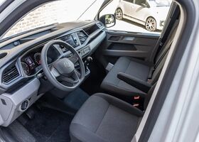 Фольксваген T6.1 Transporter 2024 в Европе на Automoto.ua Белый Фольксваген T6.1 Transporter, объемом двигателя 1.97 л и пробегом 14 тыс. км за 35574 $, фото 3 на Automoto.ua