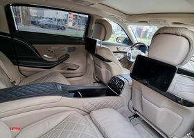 Майбах 57, объемом двигателя 3.98 л и пробегом 82 тыс. км за 127430 $, фото 8 на Automoto.ua