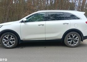 Кіа Соренто, об'ємом двигуна 2 л та пробігом 230 тис. км за 17214 $, фото 7 на Automoto.ua