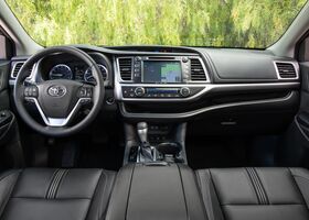 Toyota Highlander 2017 на тест-драйве, фото 10