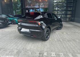 Альфа Ромео Джуниор 2025 в Европе на Automoto.ua Черный Альфа Ромео Джуниор, объемом двигателя 1 л и пробегом 1 тыс. км за 30243 $, фото 6 на Automoto.ua