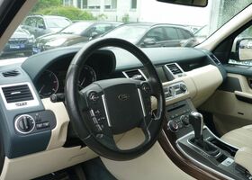 Білий Ленд Ровер Range Rover Sport, об'ємом двигуна 2.99 л та пробігом 108 тис. км за 16146 $, фото 8 на Automoto.ua