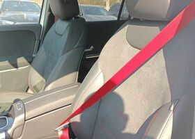 Мерседес ГЛА-Клас 2025 у Європі на Automoto.ua Білий Мерседес ГЛА-Клас, об'ємом двигуна 1 л та пробігом 10 тис. км за 68399 $, фото 10 на Automoto.ua