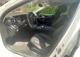 Мерседес Е-Класс 2018 в Европе на Automoto.ua Мерседес Е-Класс, объемом двигателя 1.99 л и пробегом 76 тыс. км за 107010 $, фото 22 на Automoto.ua