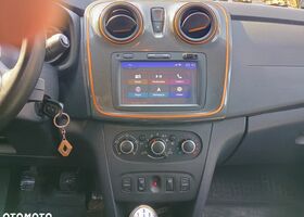 Дачія Sandero StepWay, об'ємом двигуна 0.9 л та пробігом 64 тис. км за 8402 $, фото 5 на Automoto.ua