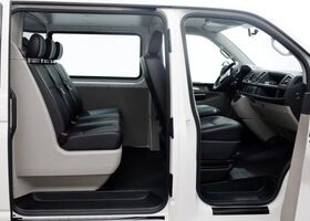 Фольксваген Transporter T6 2019 у Європі на Automoto.ua Білий Фольксваген Transporter T6, об'ємом двигуна 1.98 л та пробігом 135 тис. км за 42224 $, фото 2 на Automoto.ua