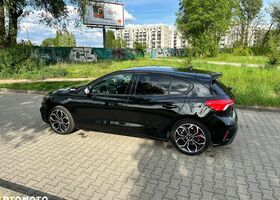 Форд Фокус, объемом двигателя 1 л и пробегом 97 тыс. км за 17063 $, фото 6 на Automoto.ua