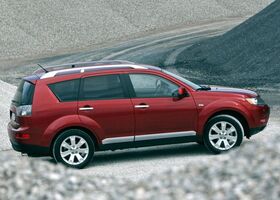 Мицубиси Аутлендер, Внедорожник / Кроссовер 2006 - 2012 II 2.4i (170) 4WD CVT