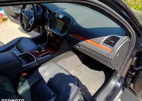 Крайслер 300C, объемом двигателя 3.6 л и пробегом 295 тыс. км за 9482 $, фото 9 на Automoto.ua