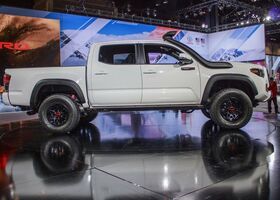 Toyota Tacoma 2019 на тест-драйве, фото 7