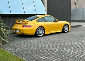 Желтый Порше 996, объемом двигателя 3.6 л и пробегом 37 тыс. км за 178186 $, фото 6 на Automoto.ua