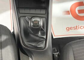 Хендай і20 2021 у Європі на Automoto.ua Білий Хендай і20, об'ємом двигуна 1.25 л та пробігом 86 тис. км за 13984 $, фото 11 на Automoto.ua