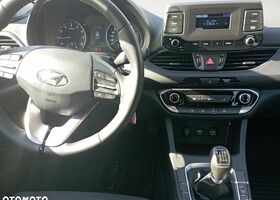 Хендай i30, объемом двигателя 1.5 л и пробегом 22 тыс. км за 15076 $, фото 7 на Automoto.ua