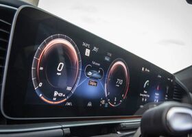 Приладова панель позашляховика Mercedes-Benz GLE 2021