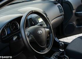 Хендай i30, об'ємом двигуна 1.4 л та пробігом 139 тис. км за 4319 $, фото 22 на Automoto.ua