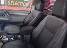 Міцубісі Монтеро 2016 у Європі на Automoto.ua Білий Міцубісі Монтеро, об'ємом двигуна 0 л та пробігом 87 тис. км за 25615 $, фото 13 на Automoto.ua
