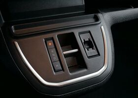 Тойота Proace Verso 2025 у Європі на Automoto.ua Тойота Proace Verso, об'ємом двигуна 2 л та пробігом 4 тис. км за 49880 $, фото 18 на Automoto.ua