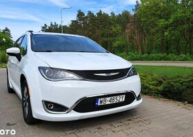 Крайслер Pacifica, об'ємом двигуна 3.61 л та пробігом 133 тис. км за 21598 $, фото 12 на Automoto.ua