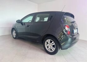 Шевроле Авео 2013 в Европе на Automoto.ua Черный Шевроле Авео, объемом двигателя 1.23 л и пробегом 129 тыс. км за 5587 $, фото 7 на Automoto.ua