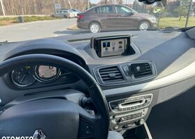 Рено Меган 2013 в Европе на Automoto.ua Серый Рено Меган, объемом двигателя 1 л и пробегом 229 тыс. км за 17000 $, фото 2 на Automoto.ua