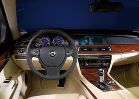 Альпіна Б7, Седан 2005 - 2008 4.4 i V8 32V L (500 Hp)