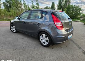 Хендай i30, объемом двигателя 1.4 л и пробегом 175 тыс. км за 3866 $, фото 9 на Automoto.ua