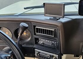 Шевроле С-10 1980 у Європі на Automoto.ua Бежевий Шевроле С-10, об'ємом двигуна 5.7 л та пробігом 87 тис. км за 21168 $, фото 6 на Automoto.ua