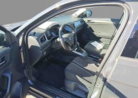 Фольксваген Ти-Рок 2021 в Европе на Automoto.ua Серый Фольксваген Ти-Рок, объемом двигателя 1.5 л и пробегом 44 тыс. км за 31486 $, фото 6 на Automoto.ua