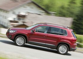 Фольксваген Тігуан, Позашляховик / Кросовер 2011 - н.в. 1.4 TSI MT (122 Hp)