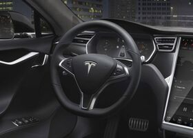 Tesla Model S 2016 на тест-драйве, фото 6