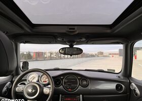 Мини John Cooper Works, объемом двигателя 1.6 л и пробегом 165 тыс. км за 6156 $, фото 31 на Automoto.ua