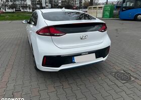 Хендай Ioniq, объемом двигателя 1.58 л и пробегом 262 тыс. км за 10043 $, фото 3 на Automoto.ua