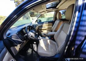 Мицубиси Аутлендер 2013 в Европе на Automoto.ua Мицубиси Аутлендер, объемом двигателя 2.18 л и пробегом 180 тыс. км за 14251 $, фото 8 на Automoto.ua
