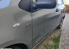 Тойота Яріс, об'ємом двигуна 1.36 л та пробігом 185 тис. км за 3218 $, фото 14 на Automoto.ua