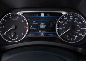 Приладова панель Nissan Sentra 2021 року випуску