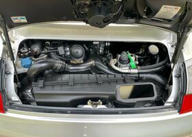 Серый Порше 996, объемом двигателя 3.6 л и пробегом 207 тыс. км за 56156 $, фото 10 на Automoto.ua