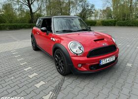 Міні Cooper S, об'ємом двигуна 1.6 л та пробігом 97 тис. км за 9287 $, фото 9 на Automoto.ua