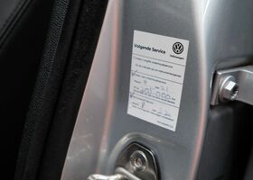 Фольксваген Пассат Вариант 2015 в Европе на Automoto.ua Серебряный Фольксваген Пассат Вариант, объемом двигателя 1.4 л и пробегом 259 тыс. км за 10545 $, фото 37 на Automoto.ua