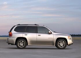 ДжіЕмСі Envoy, Позашляховик / Кросовер 2006 - н.в. (GMT840) 5.3 i V8 Denali XL 4WD (304 Hp)