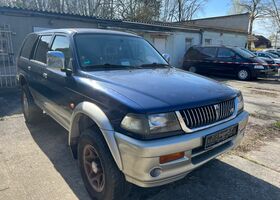 Міцубісі Паджеро 1999 у Європі на Automoto.ua Синій Міцубісі Паджеро, об'ємом двигуна 2.97 л та пробігом 250 тис. км за 1750 $, фото 4 на Automoto.ua