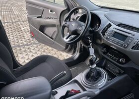 Кіа Sportage, об'ємом двигуна 1.59 л та пробігом 153 тис. км за 11123 $, фото 14 на Automoto.ua