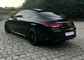 Мерседес Ц-Клас 2019 у Європі на Automoto.ua Чорний Мерседес Ц-Клас, об'ємом двигуна 1 л та пробігом 112 тис. км за 29516 $, фото 6 на Automoto.ua