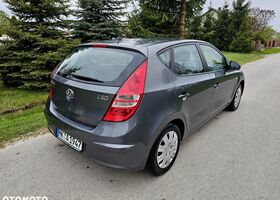 Хендай i30, объемом двигателя 1.4 л и пробегом 133 тыс. км за 4168 $, фото 2 на Automoto.ua