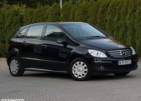 Мерседес Б-класс 2007 в Европе на Automoto.ua Черный Мерседес Б-класс, объемом двигателя 1 л и пробегом 284 тыс. км за 3124 $, фото 9 на Automoto.ua