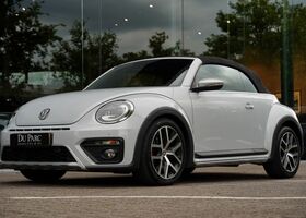 Фольксваген Бітл 2017 у Європі на Automoto.ua Срібний Фольксваген Бітл, об'ємом двигуна 1.98 л та пробігом 65 тис. км за 34831 $, фото 3 на Automoto.ua