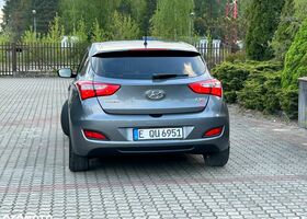 Хендай i30, об'ємом двигуна 1.4 л та пробігом 178 тис. км за 6458 $, фото 6 на Automoto.ua