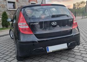 Хендай i30, объемом двигателя 1.4 л и пробегом 119 тыс. км за 5032 $, фото 7 на Automoto.ua